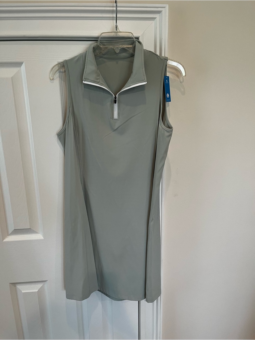 NWT Sleeveless Zip Golf Dress in Light Sage